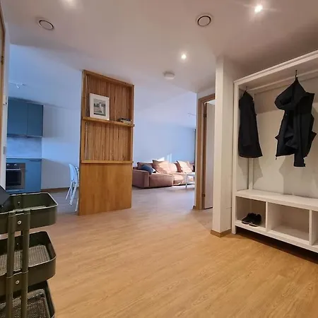 Apartmán Three Bedroom Next To *