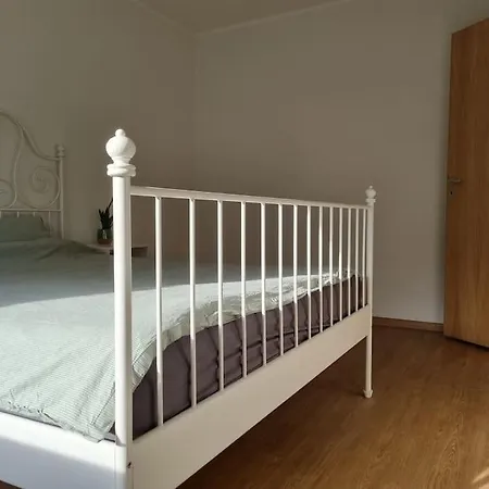Three Bedroom Next To Apartmán Laulasmaa