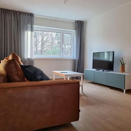 Three Bedroom Next To Apartmán